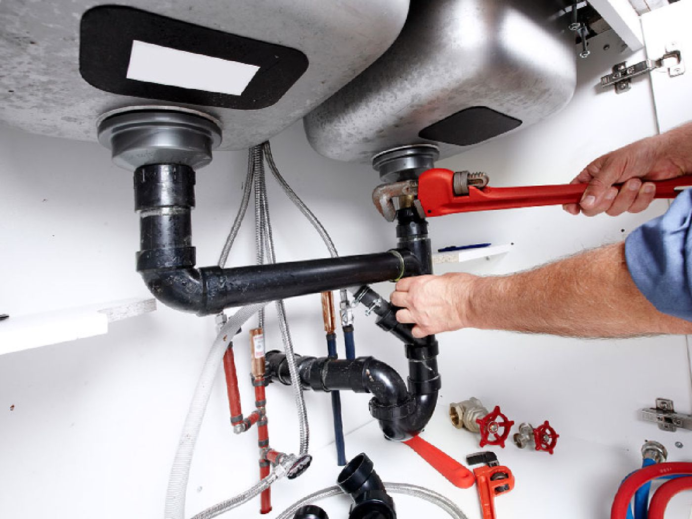 Evlerde Su Kaçağı Nasıl Tespit Edilir ve Önlenir?